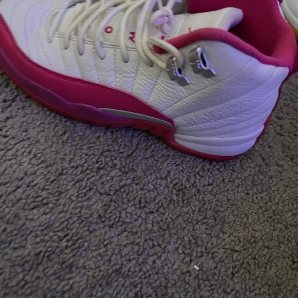 Kids Jordan retros - Picture 6 of 15